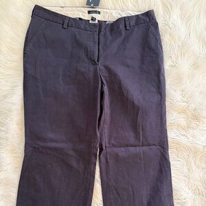 Lands Ends Womans Pants